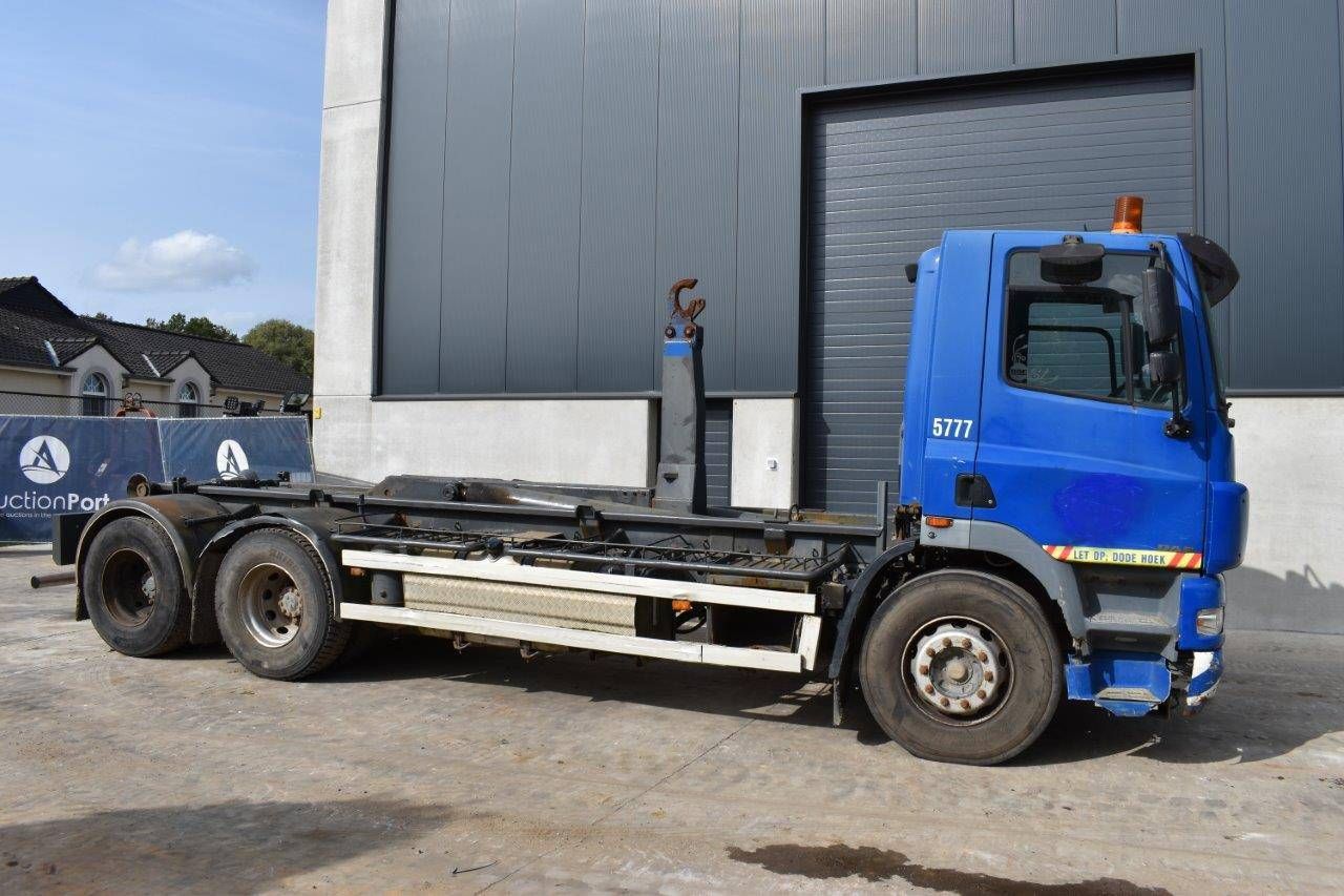Truck Container System DAF CF 5777