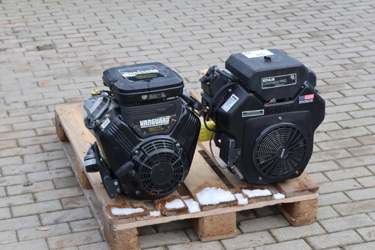 Lot of Engines Kohler/Vanguard Petrol