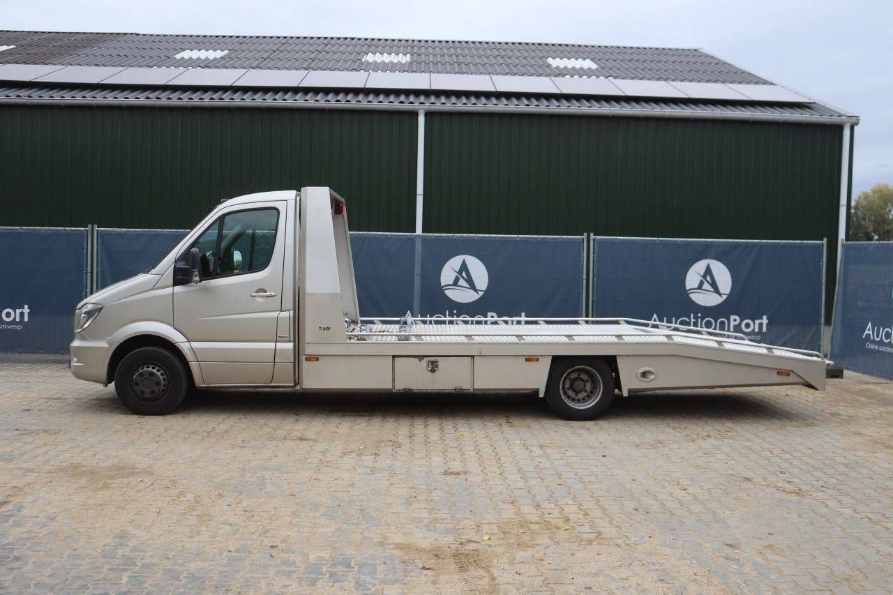 Autotransporter Vrachtwagen Mercedes-Benz 906BA50 Diesel