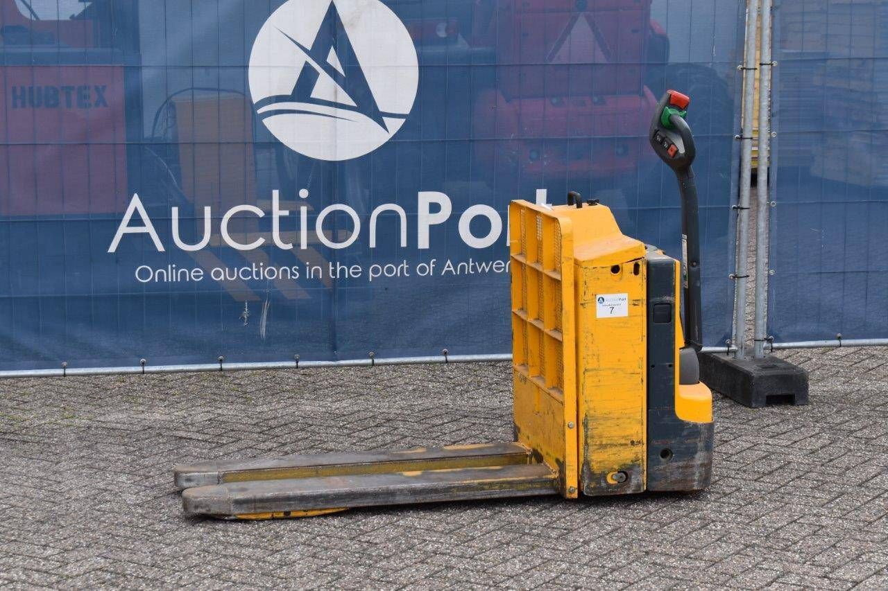 Pallet truck Jungheinrich EJE C20 Electric 2000kg