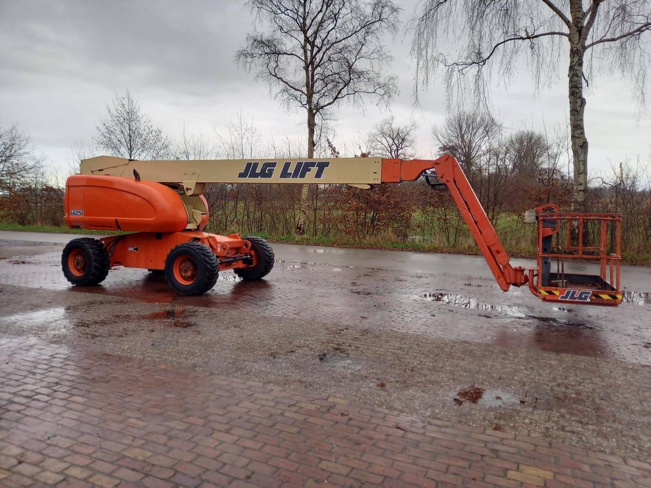 Telescopic boom lift JLG 660SJ Diesel 21.80m