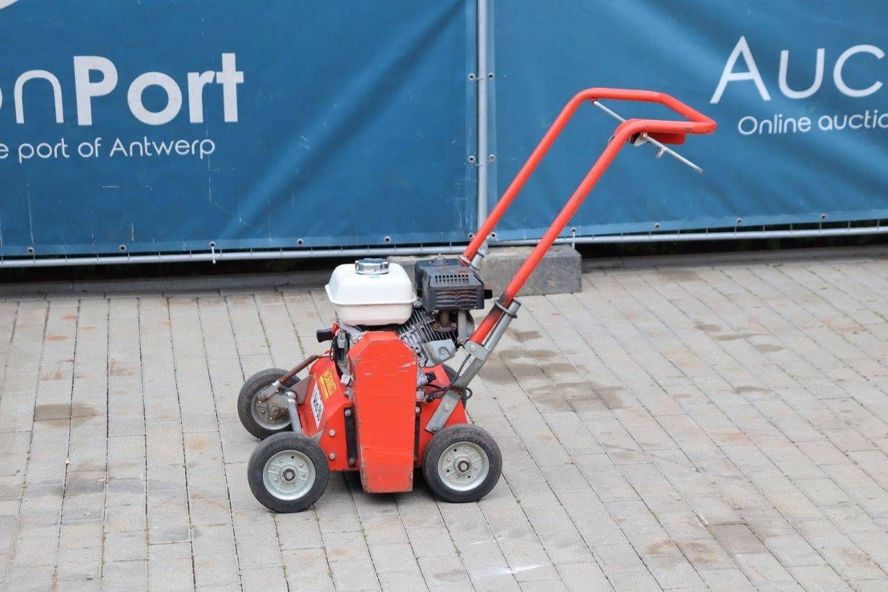 Scarifier Caravaggi Petrol 