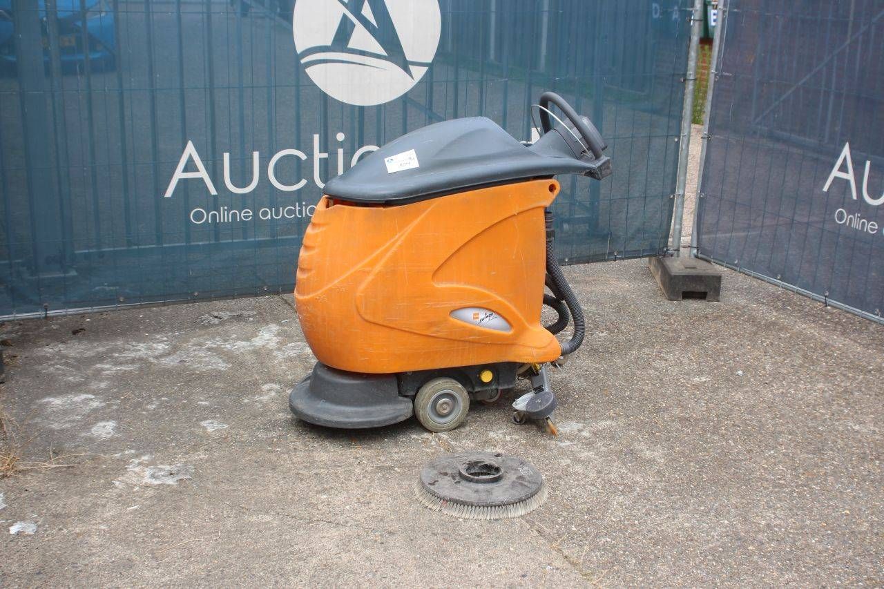 Scrubbing machine Taski Swingo CO755.0 Electric 900W 2018