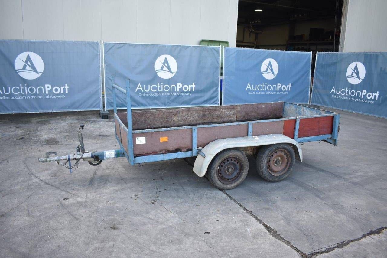 Anhänger Stör 750kg 300x125cm