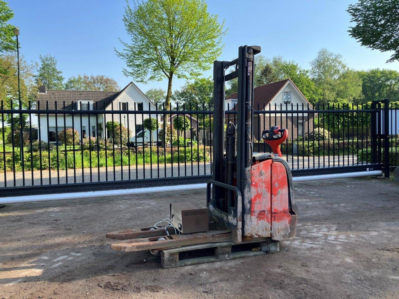 Stacker Linde L14 Electric 1400kg