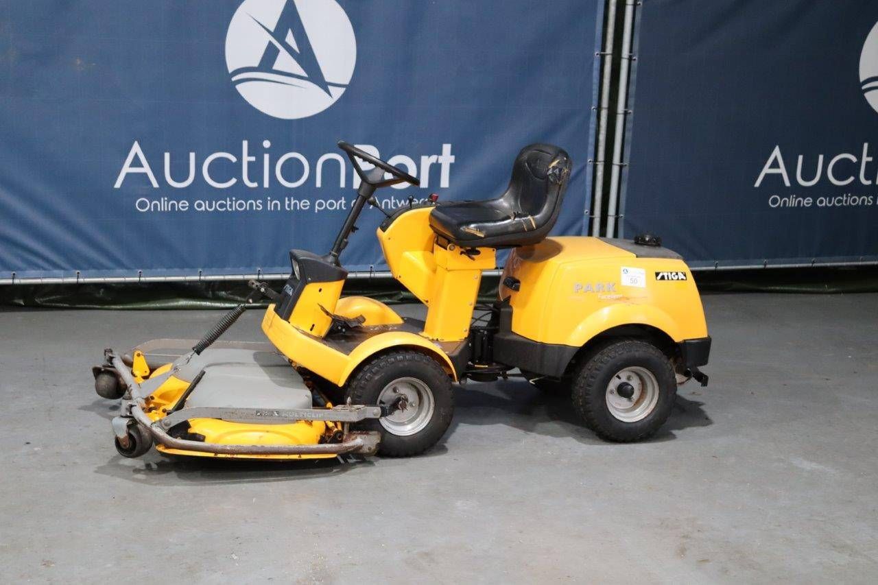 Riding mower Stiga Park Excellent Petrol