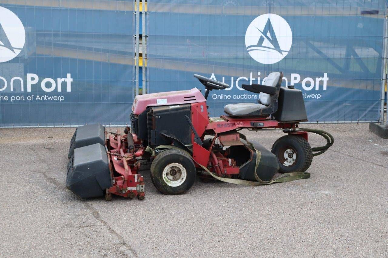 Riding mower Toro Reelmaster 216 Petrol
