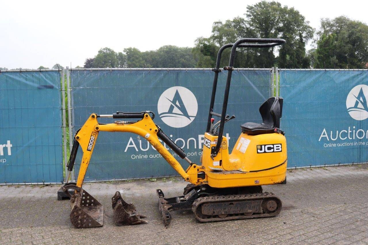 Mini digger JCB 8008CTS Diesel 12hp