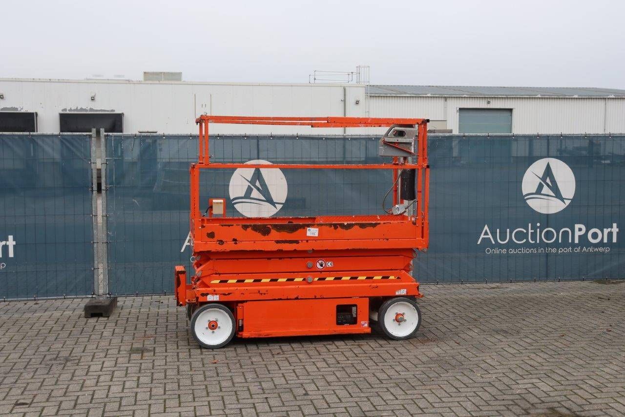 Scissor Lift Skyjack SJ III 3220 Electric 8.1m 2016