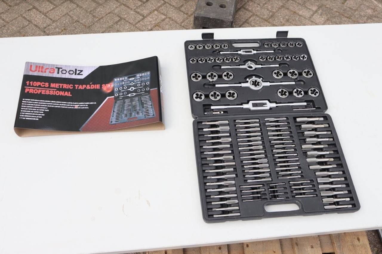 Ultra Toolz Thread Cutting Set New