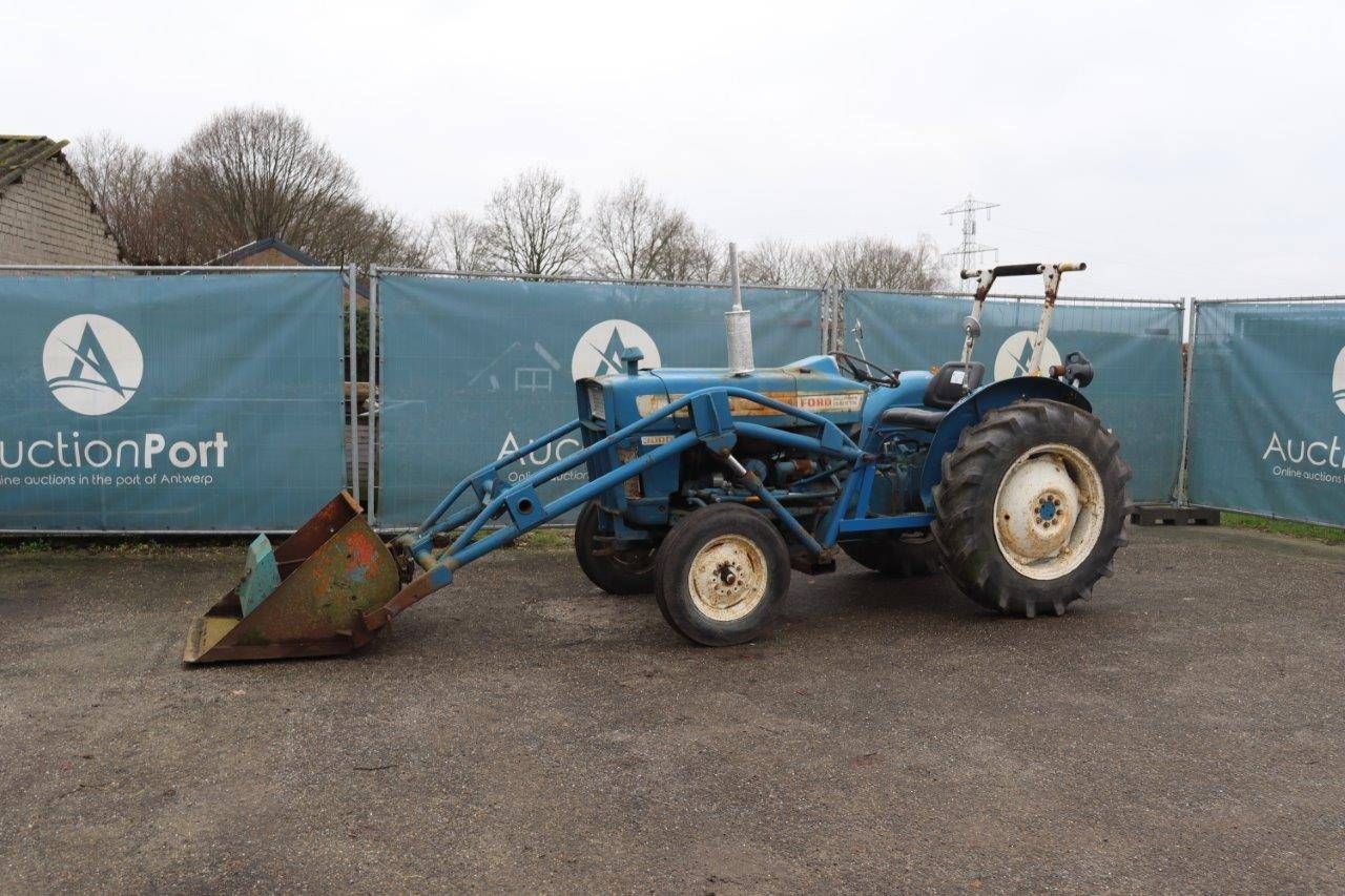 Tractor Ford Super Dexta Diesel