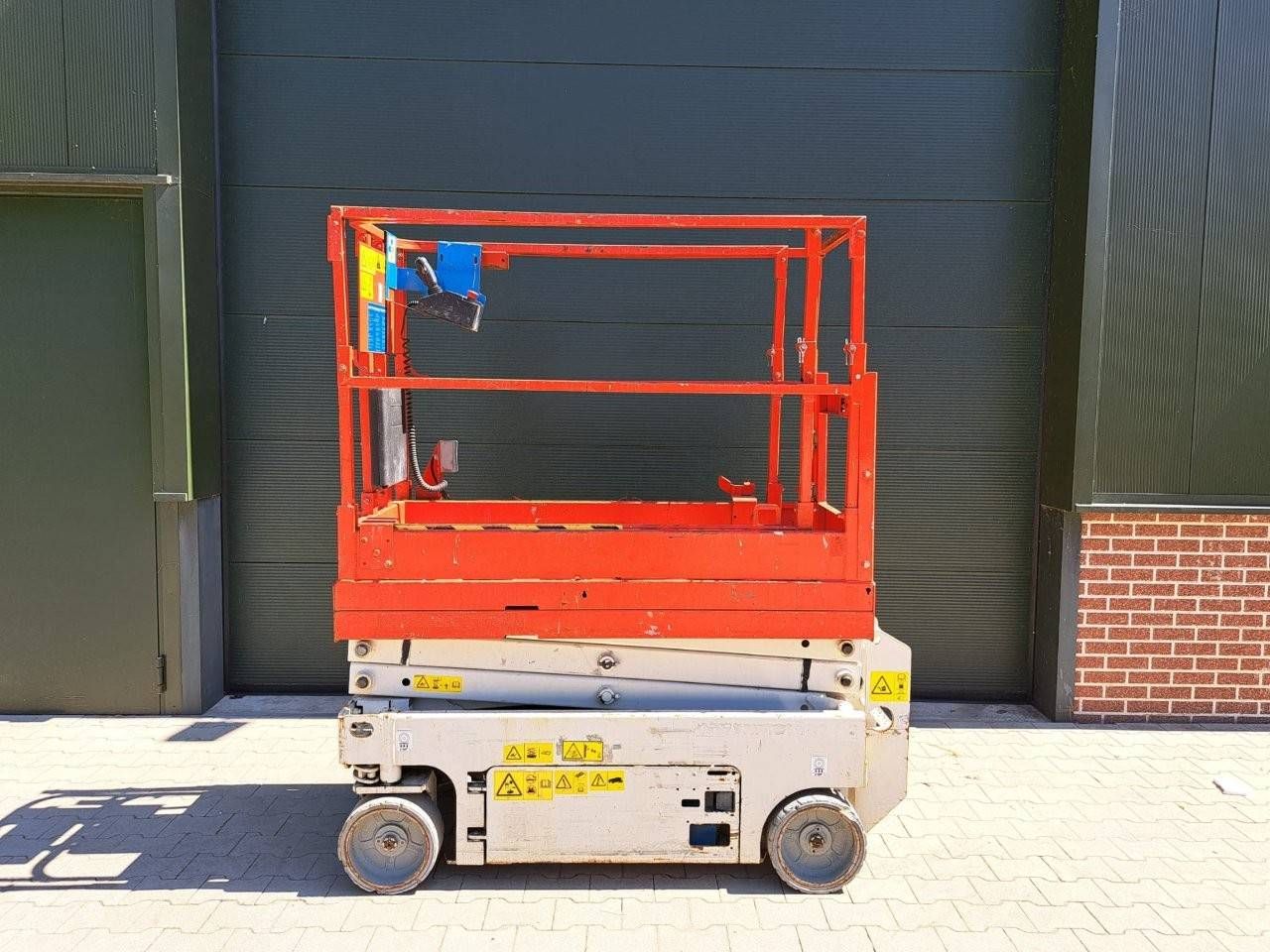 Genie GS1532 Electric Scissor Lift 6.57m
