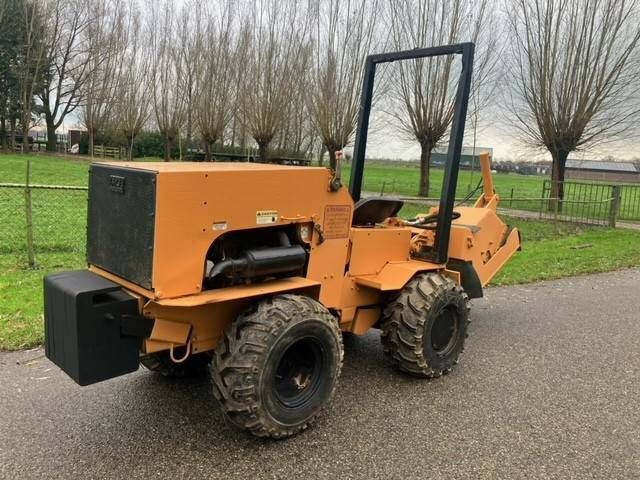 Asphalt milling machine Case Maxi Sneaker 150 Diesel