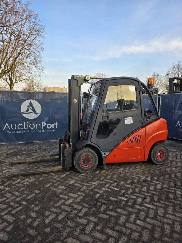 Forklift Linde H25T 2500kg 4.8m 2010