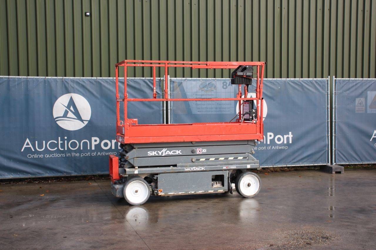 Scissor lift Skyjack SJ3220 Electric 7.95m 2019