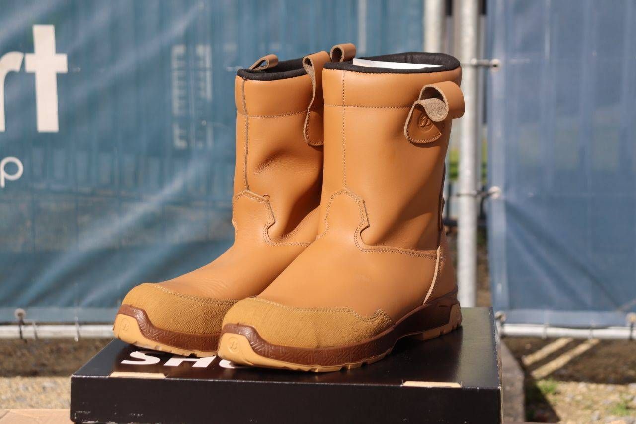 Party work shoes The Safety Shoe (14x) New