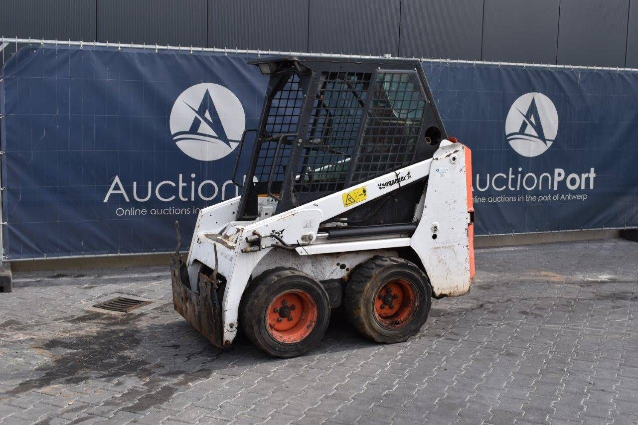 Skid steer loader Bobcat S70 Diesel