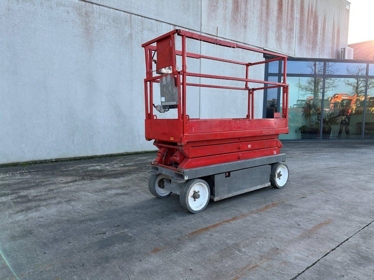 Scissor Lift Skyjack SJ-3220 Electric 8.1m