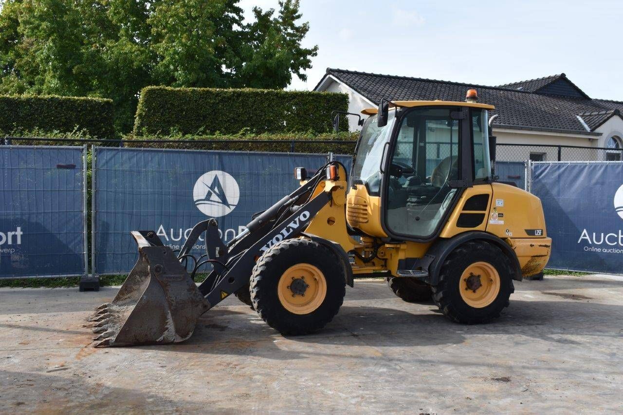 Wheel loader Volvo L25F Diesel