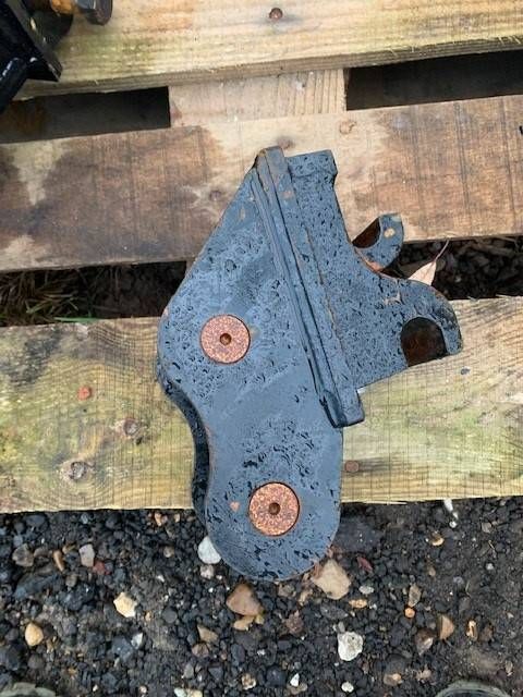 Quick coupler New