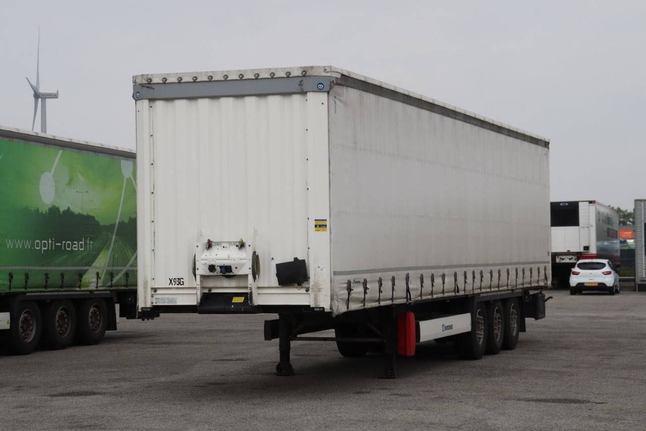 Krone SD sliding tarpaulin trailer