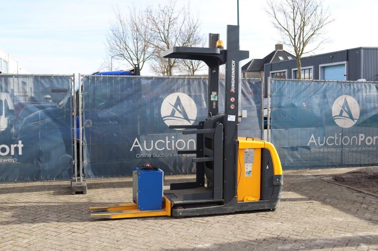 Reach truck Jungheinrich EKS 110 Electric 1000kg 1.9m 2015