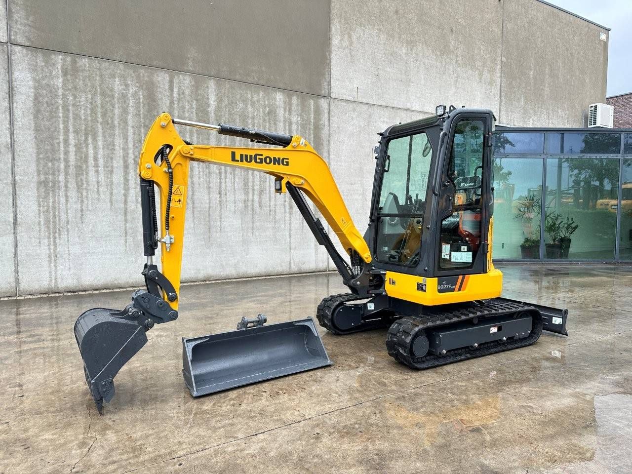LiuGong 9027 FZTS Diesel Crawler Excavator 2026 New