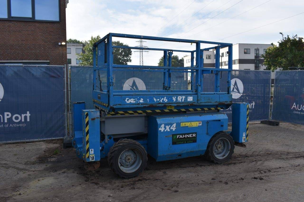 Scissor lift Genie GS-2668RT 9.75m