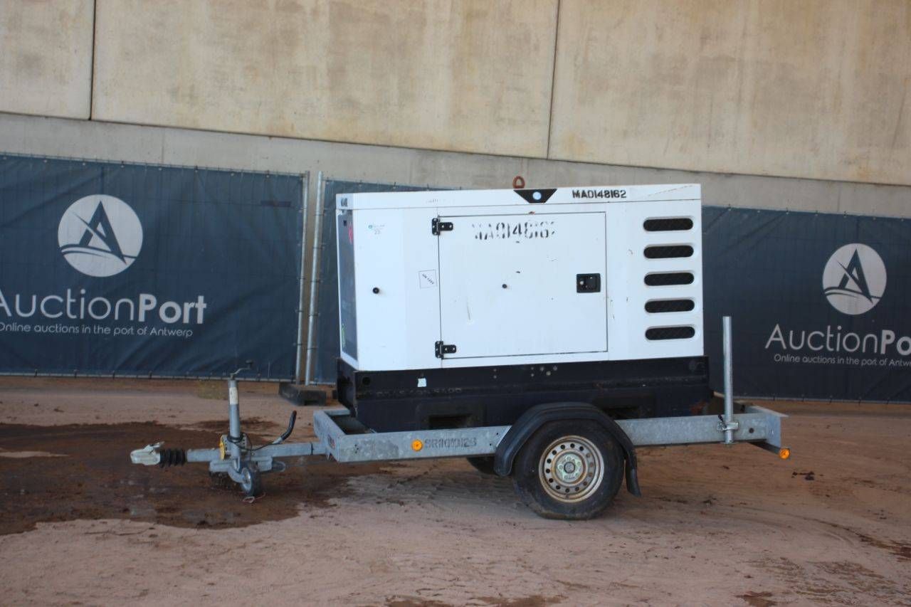Generator Trailer SDMO R33 