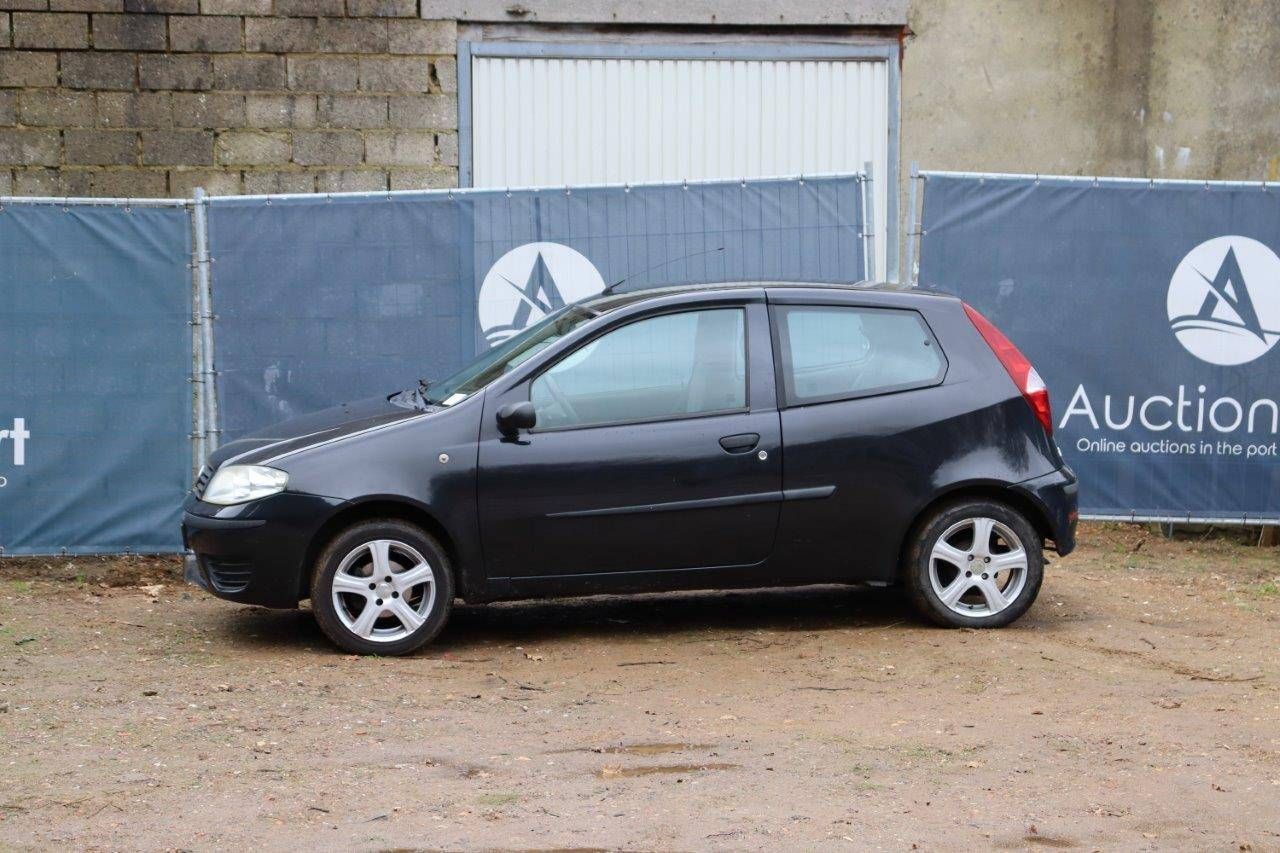 Fiat Punto Petrol 2007 60hp (Margin)