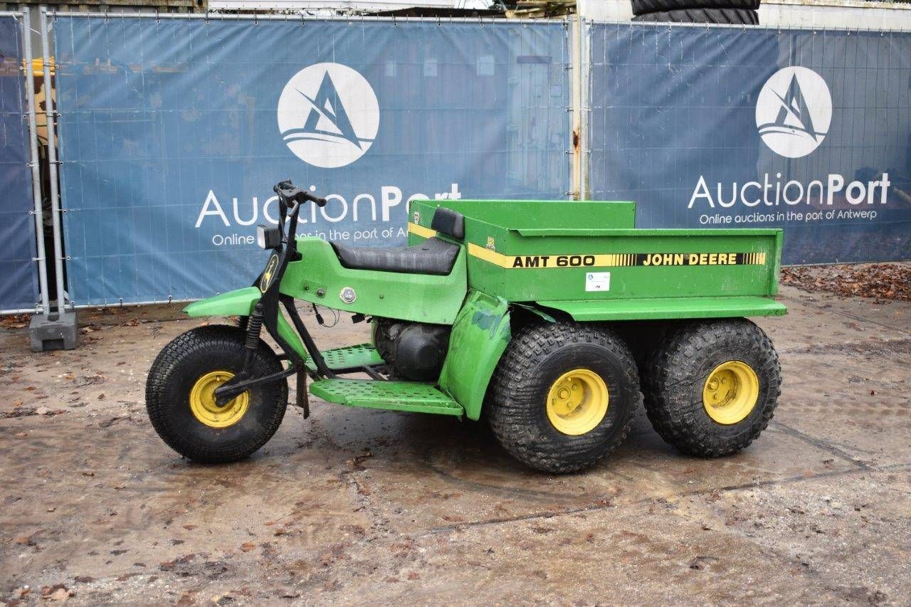 Gator John Deere AMT 600 Diesel (Margin)