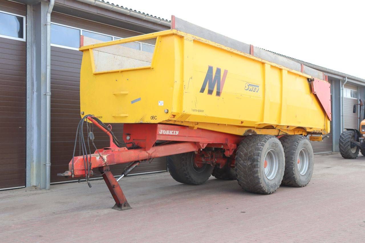 Landwirtschaftlicher Anhänger Joskin Trans-Space