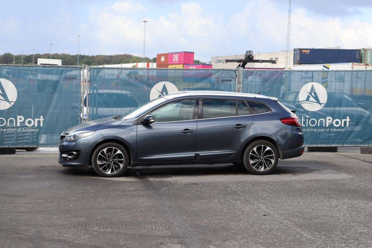 Renault Megane Diesel Station Wagon 110hp 2015 (Margin)