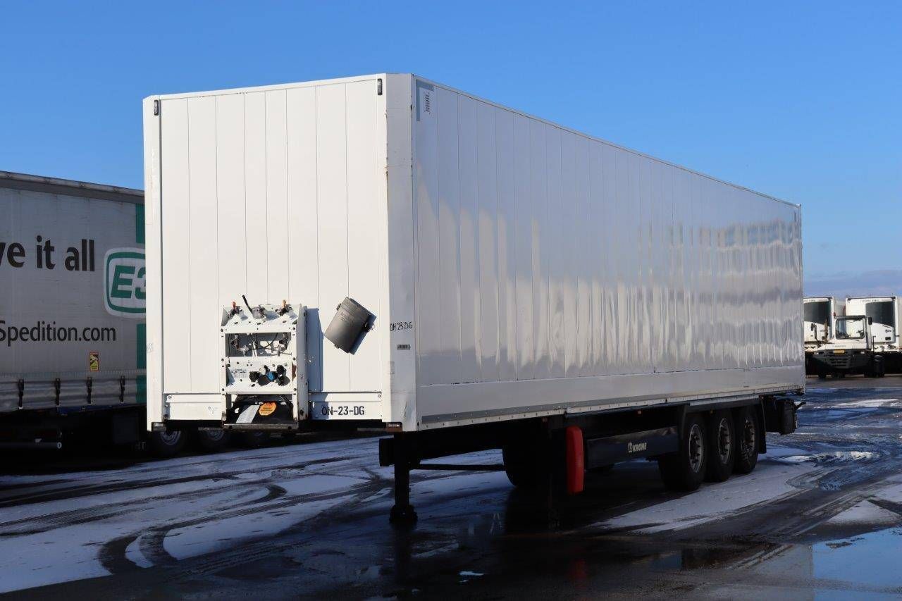Closed Semitrailer Krone SD 2013