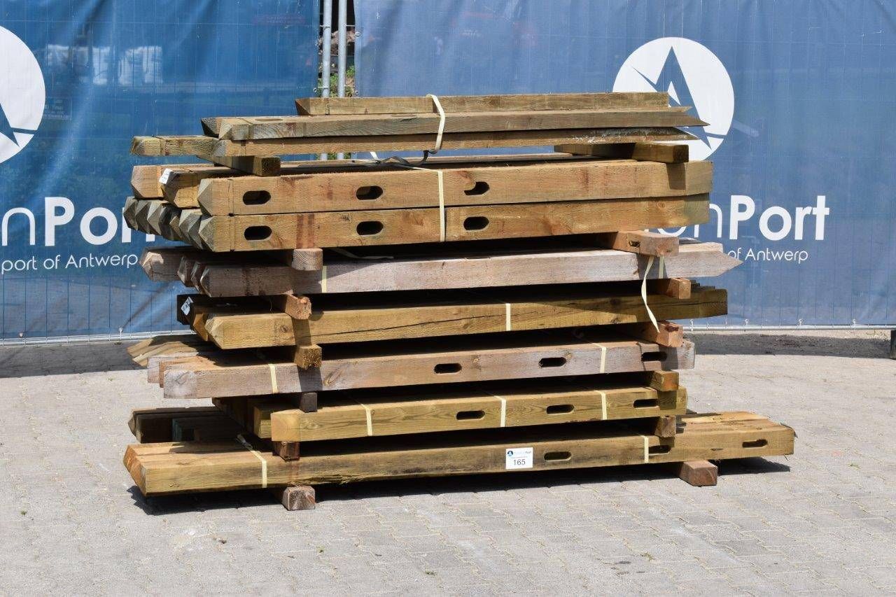 Post fence / fence