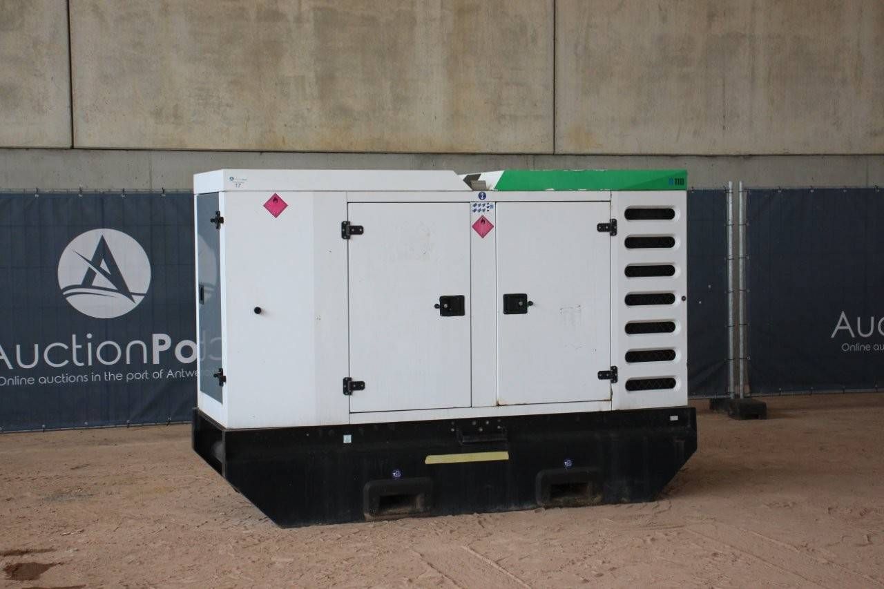 Generator SDMO R110C3 Diesel 2015 100kVA