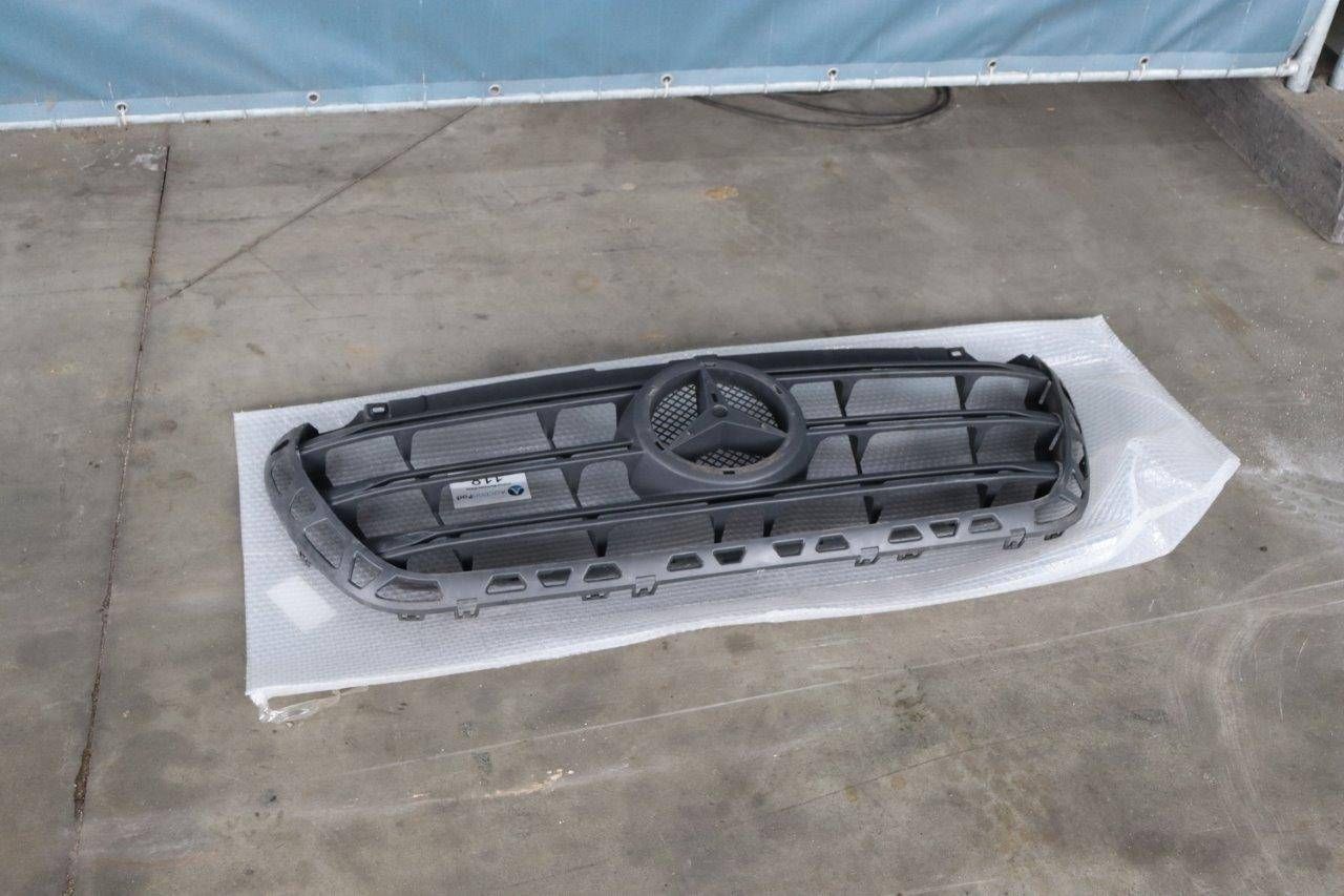 Grill for Mercedes-Benz Sprinter 2021 New