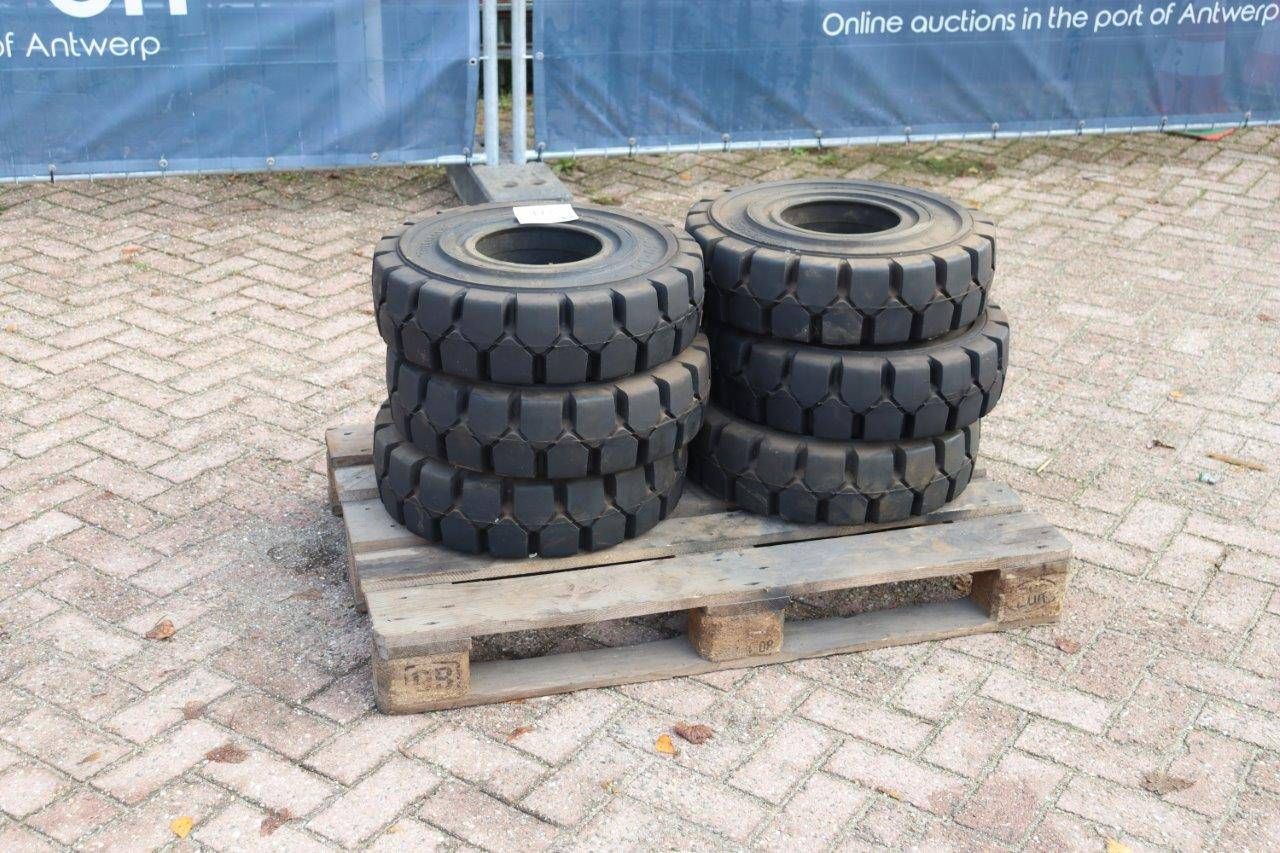 Batch of tires Supersolid 6.50-10 6 pieces New