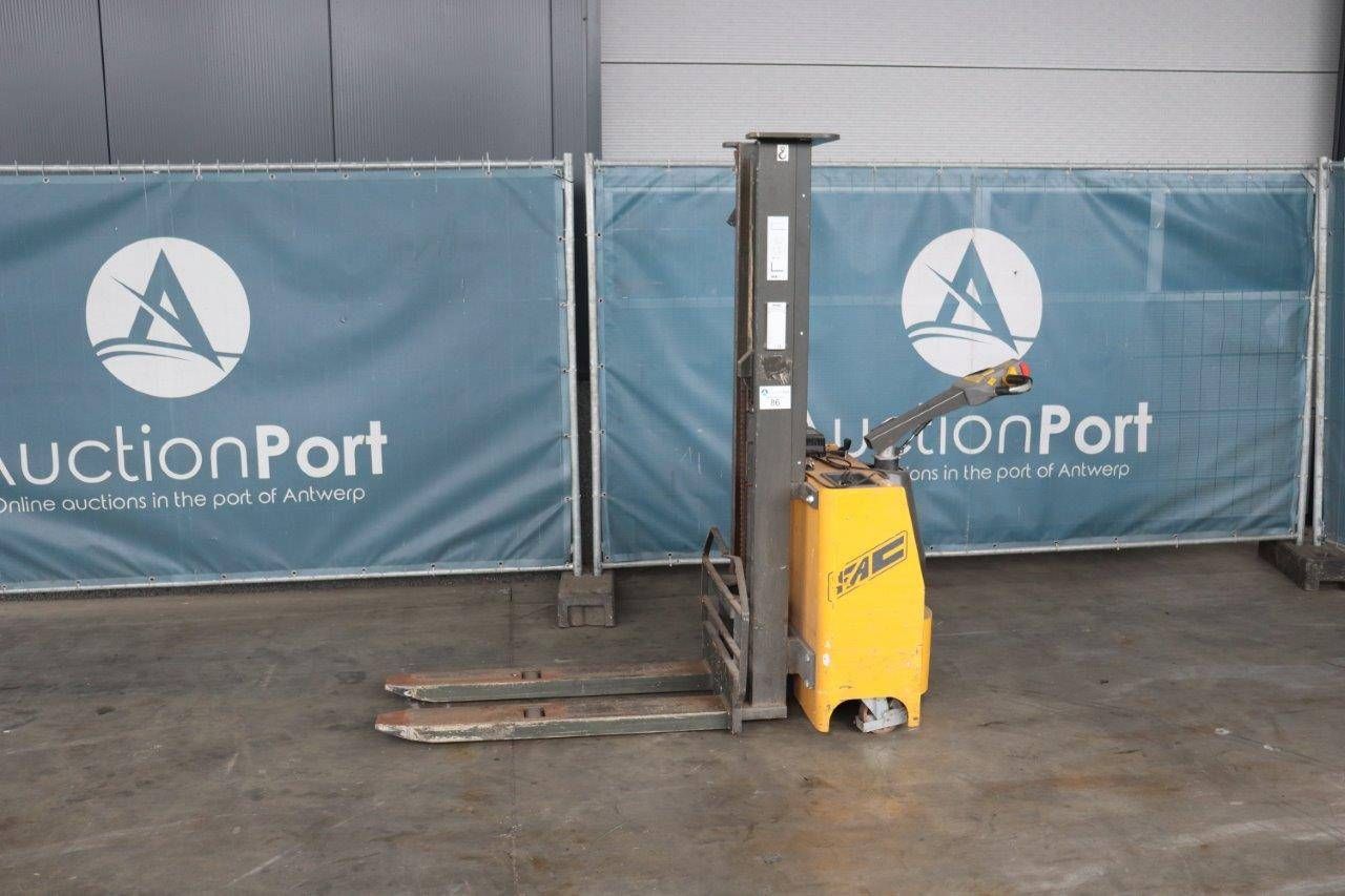 Stacker Fac SBE1610 Electric 1200kg 2002