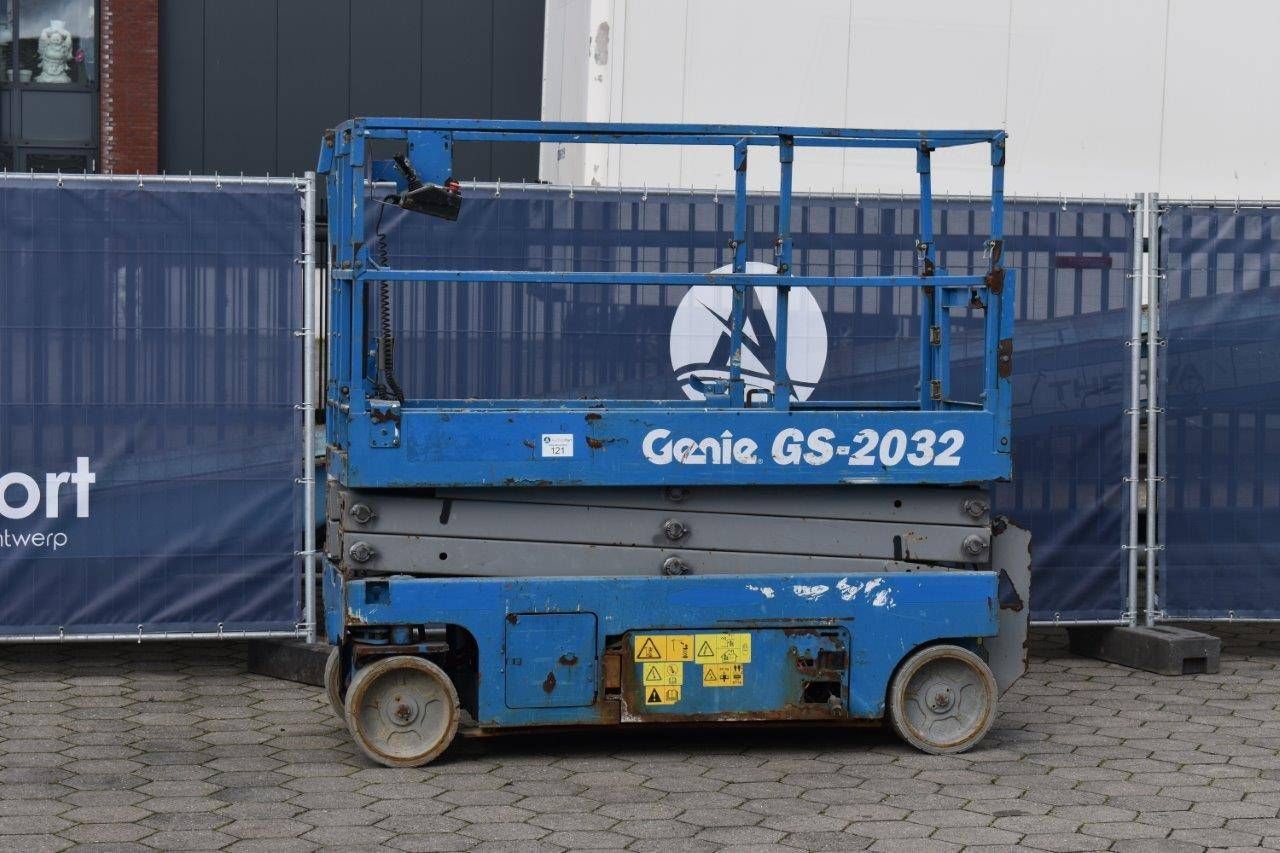 Scissor lift Genie GS2032 Electric 8m