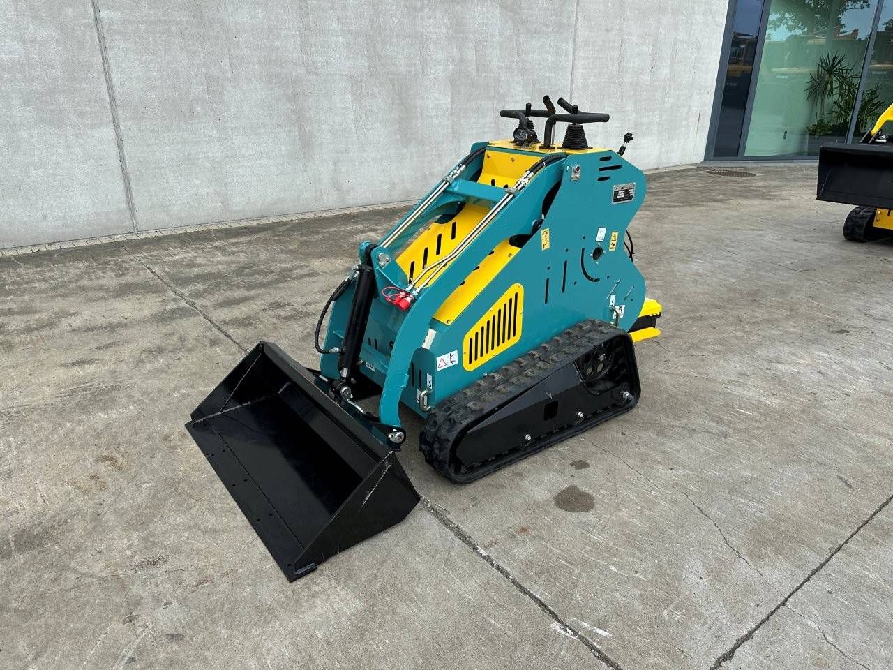 Skid Steer Loader Machpro MP-S300 Petrol 13.5hp 2025 New