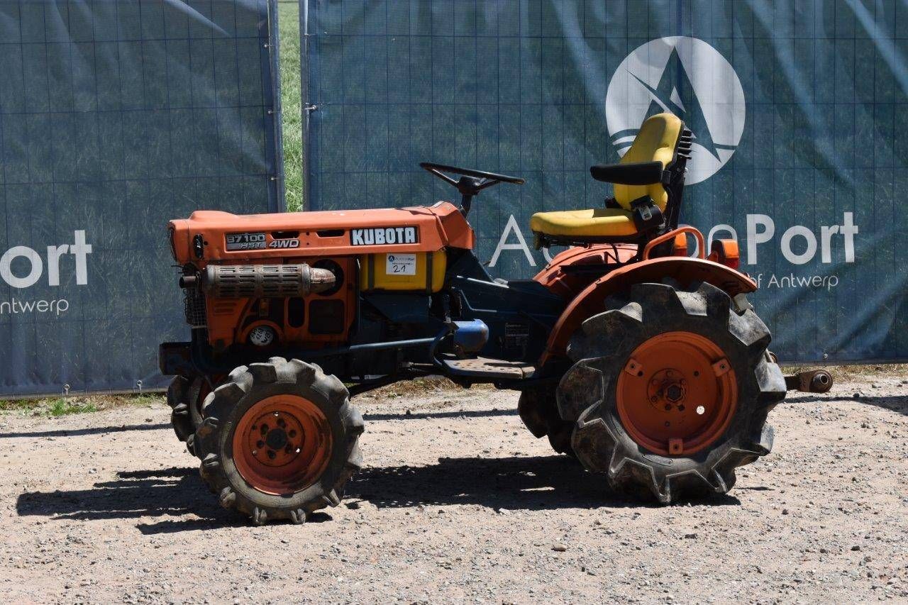 Mini tractor Kubota B7100 Diesel