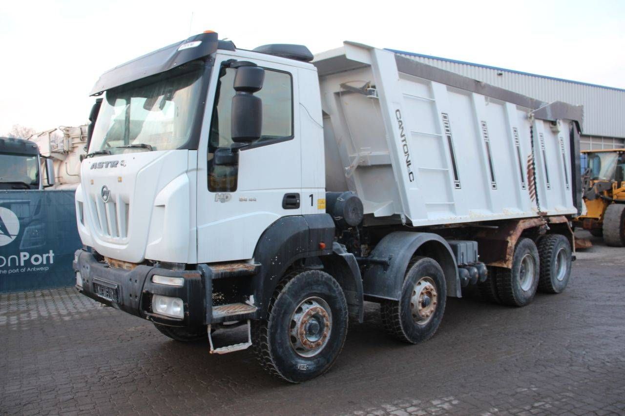 Truck Astra HD9 Diesel 2018