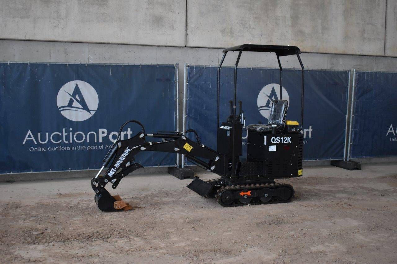 Mini digger AGT Industrial QS12K Diesel