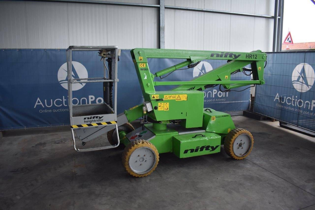 Knikarmhoogwerker Nifty HR12 Diesel + Elektrisch 12.2m