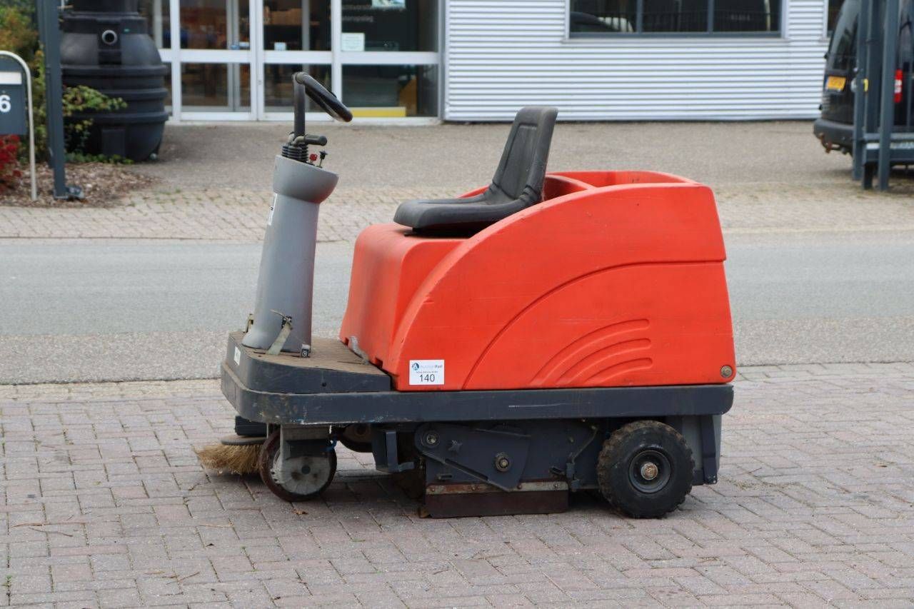 Sweeper Hako Jonas 900 E Electric 2004
