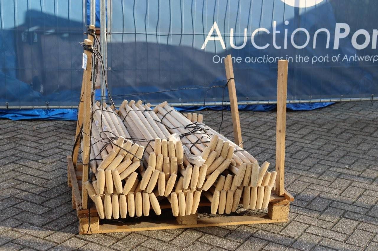 Shovel handles