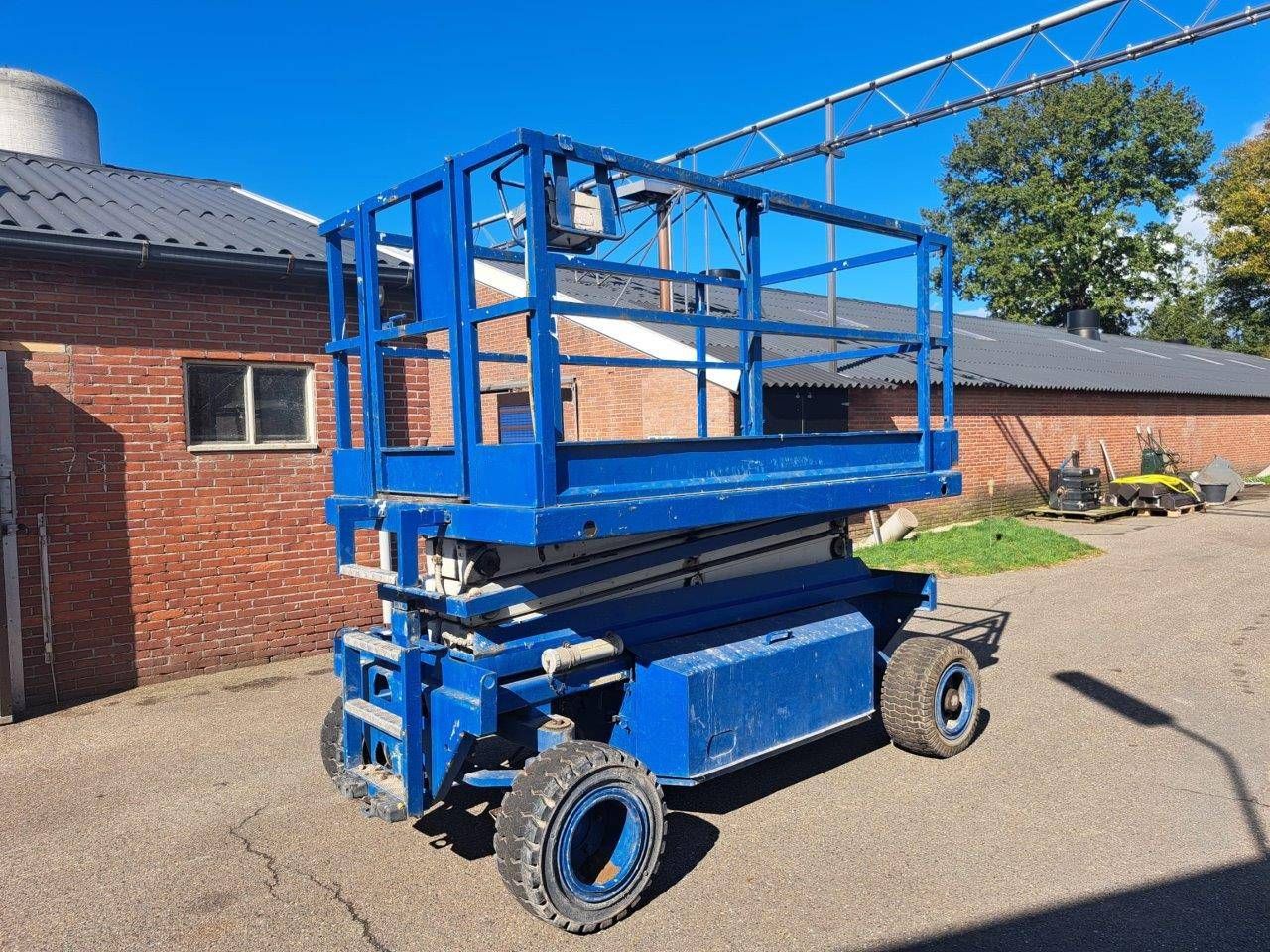 Scissor lift Liftlux SL83-16 Electric 8m