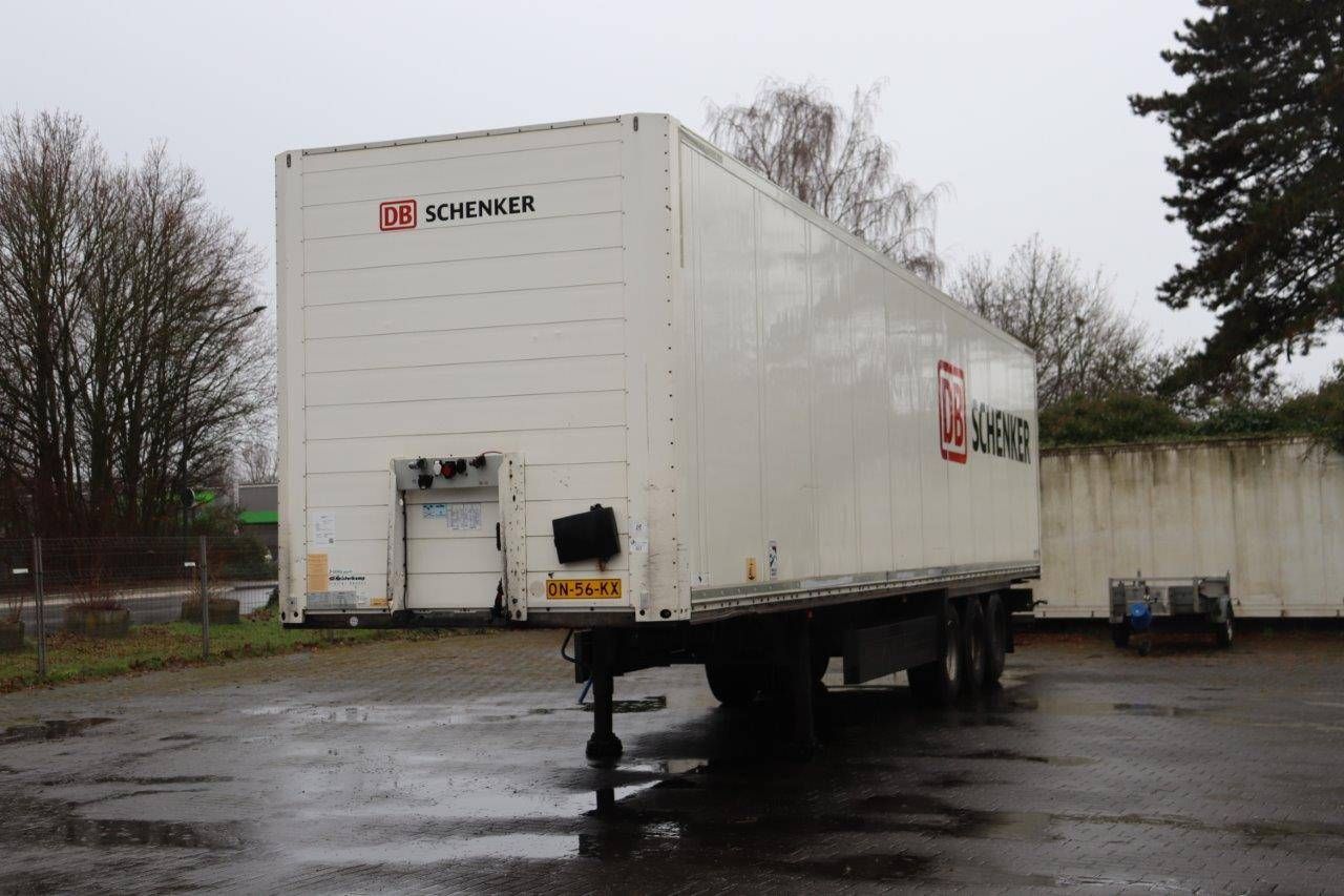 Closed Semi-trailer Schmitz Cargobull SCB S3B 2014