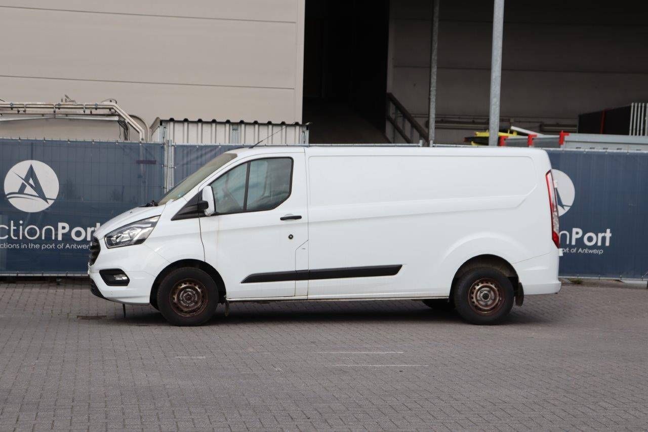 Van Ford Transit Custom Diesel 130hp 2023